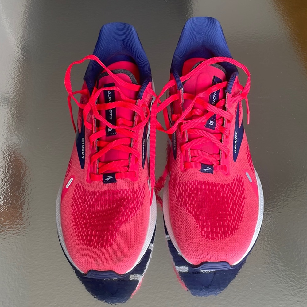Brooks Running Launch GTS 9 Sneaker